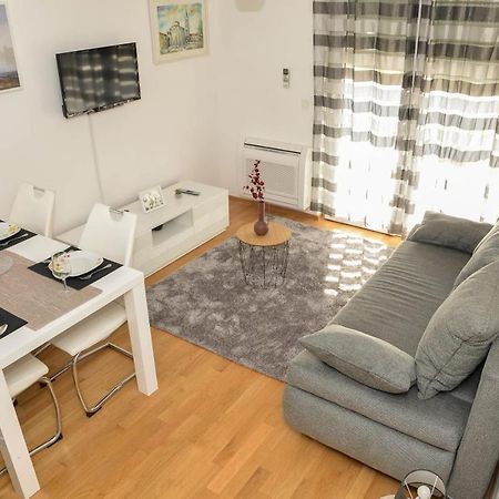 Apartment Leon Sa Privatnim Parkingom ซาดาร์ ภายนอก รูปภาพ