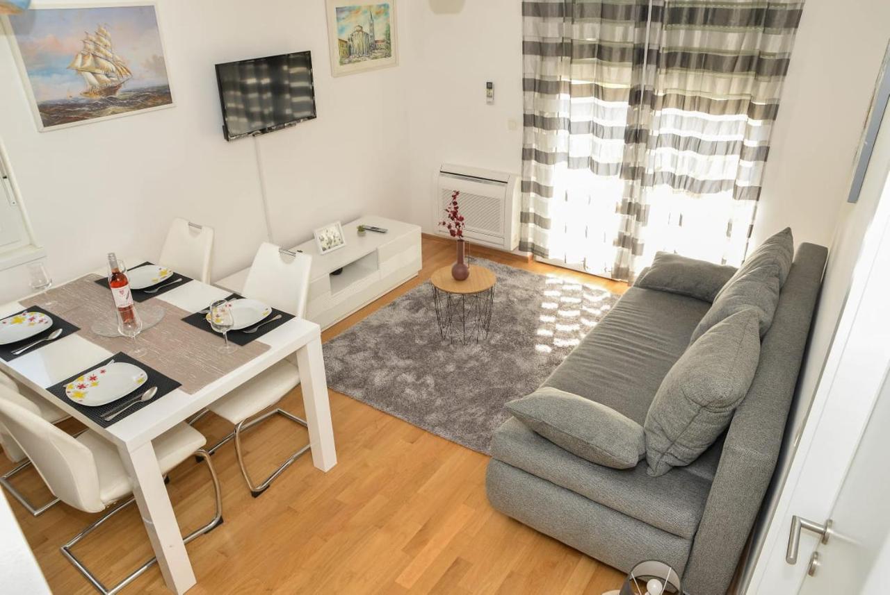 Apartment Leon Sa Privatnim Parkingom ซาดาร์ ภายนอก รูปภาพ
