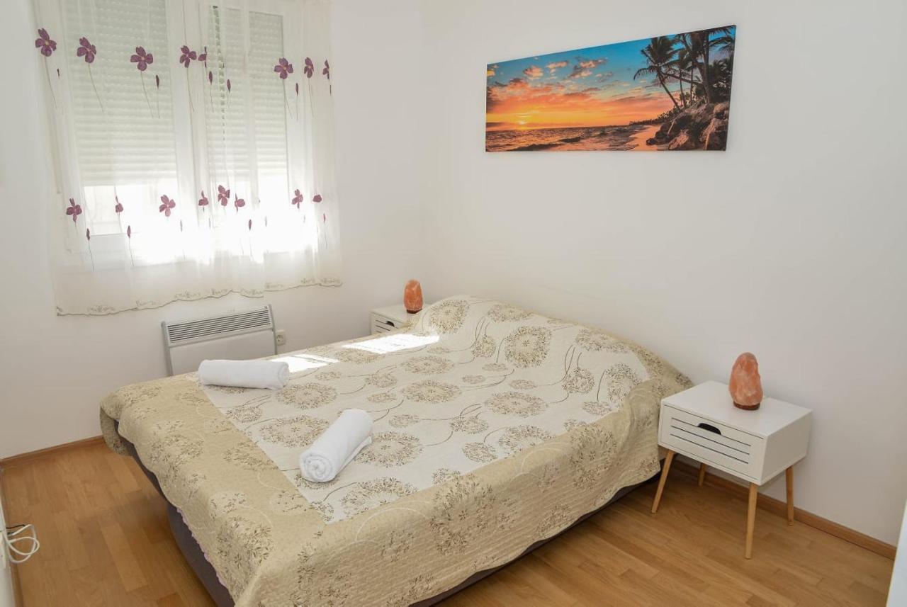 Apartment Leon Sa Privatnim Parkingom ซาดาร์ ภายนอก รูปภาพ
